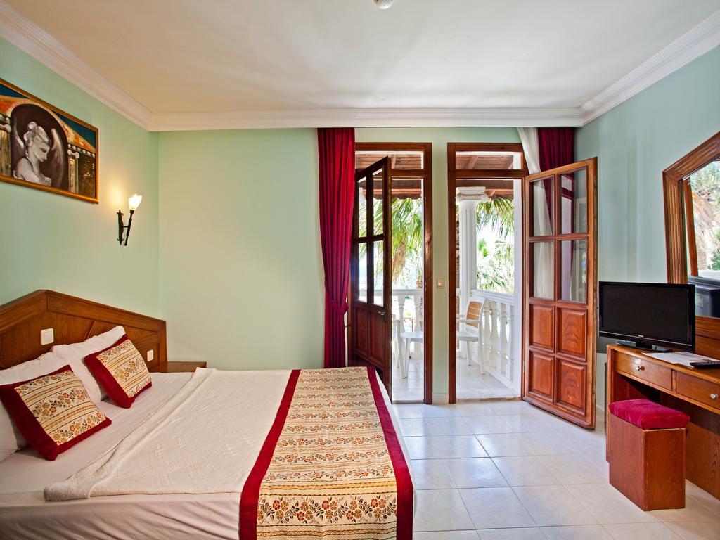 Club Tarhan Beach Didim Luaran gambar